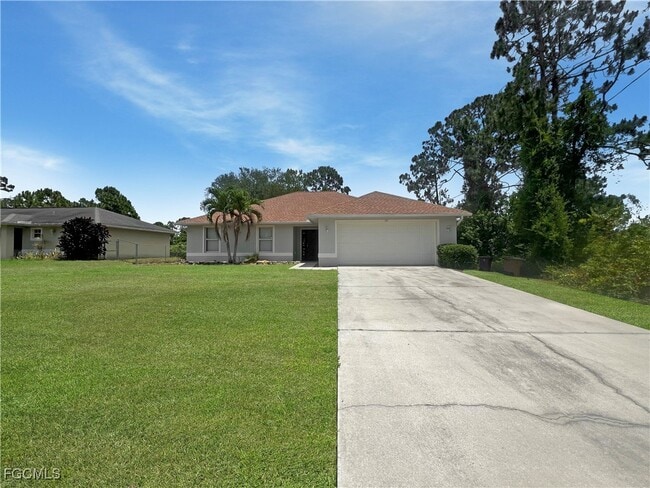 Building Photo - 731 Da Vinci Ave S