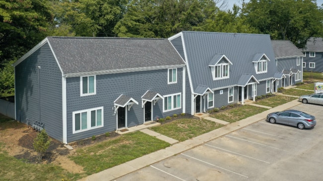 Building Photo - 6800 Brendon Way W Dr