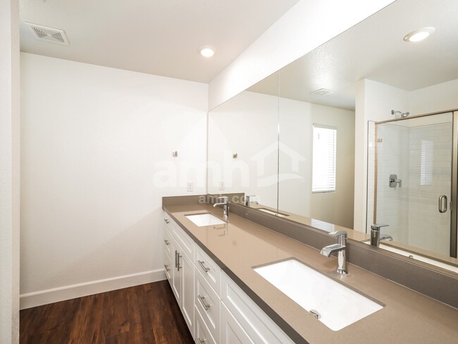 Building Photo - 6509 Enlightenment Dr