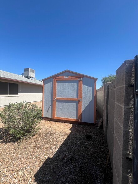 Shed - 4435 S Stanley Pl