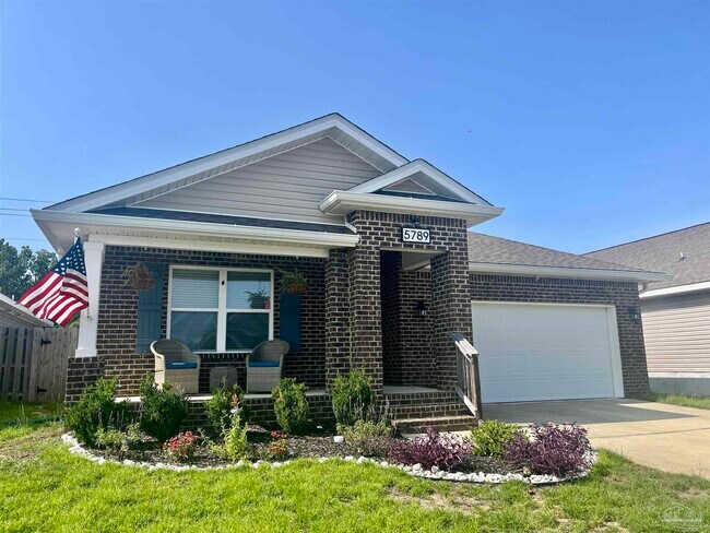 Building Photo - 5789 Guinevere Ln