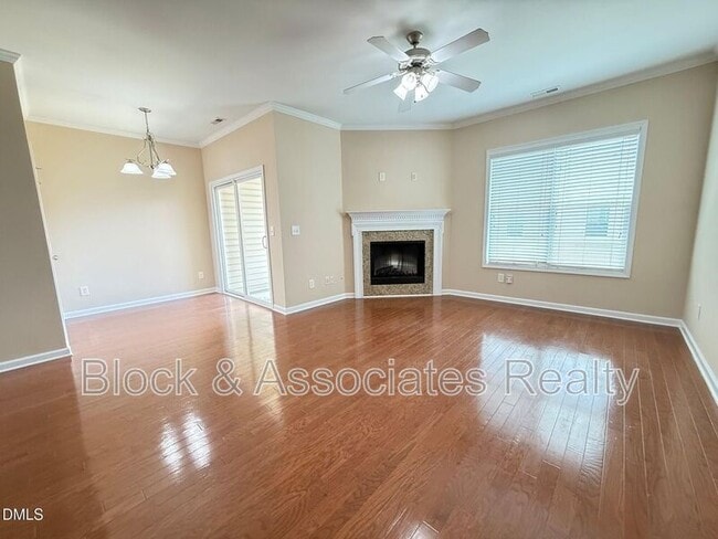 Building Photo - 705 Keystone Park Dr