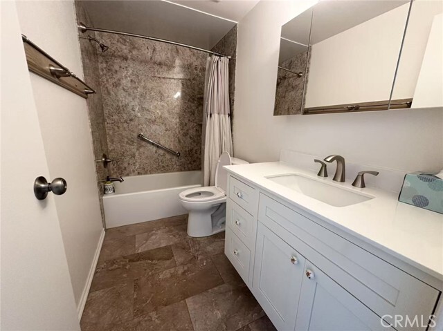 Building Photo - 18188 Mesa Verde Ct