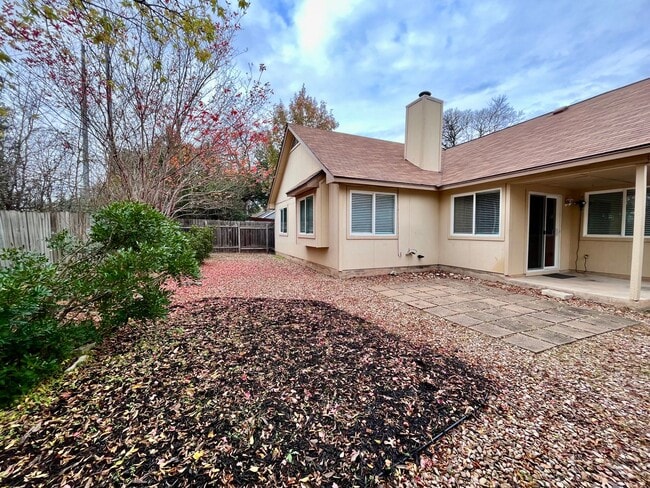 Building Photo - 6223 Avery Island Ave