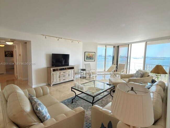 Building Photo - 4000 Towerside Terrace
