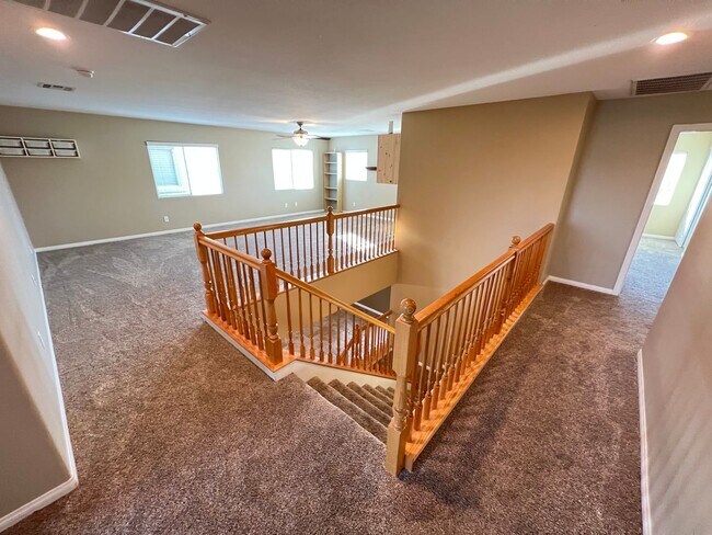 Building Photo - **COMING SOON** UPGRADED 5BD/3.5BA SUMMERLIN HOME W/ POOL!