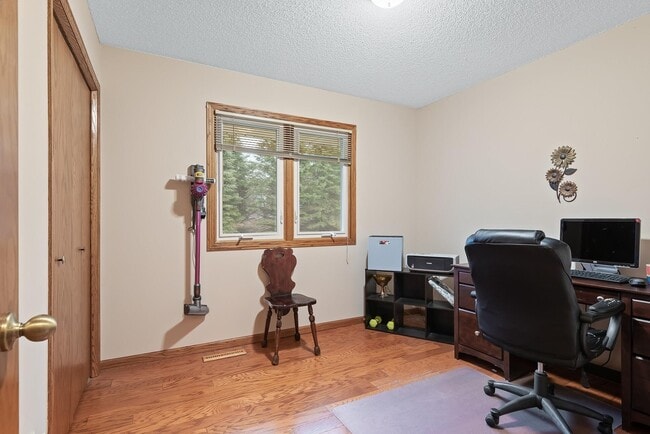 Building Photo - 13900 Duluth Dr