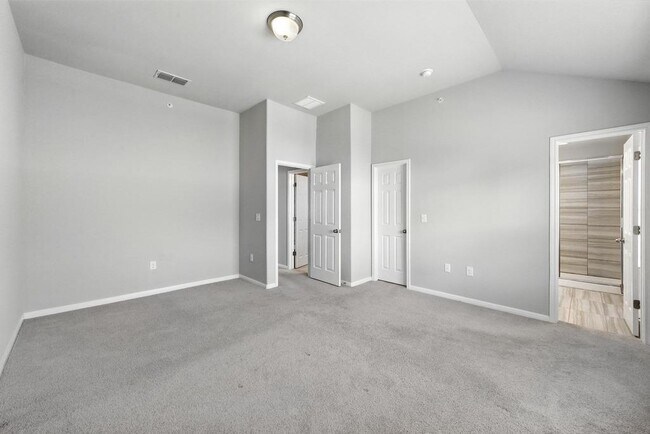 Building Photo - 7202 Redding Dr