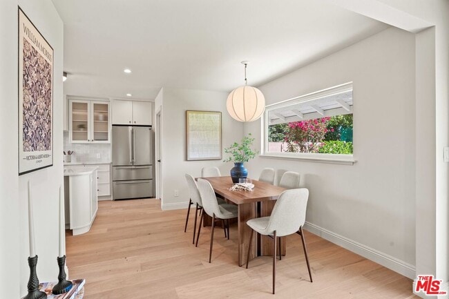 Building Photo - 5622 Babbitt Ave