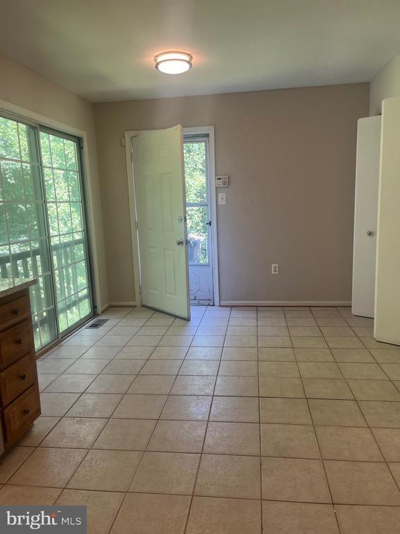 Building Photo - 4603 Hidden Pine Ln