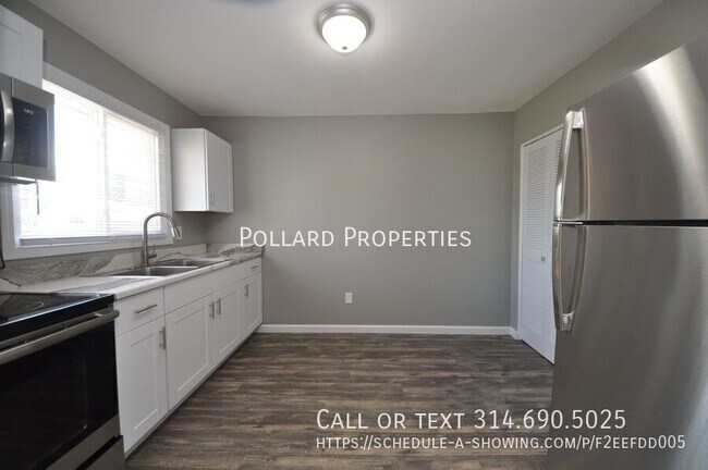 Building Photo - 6 Westwood Village