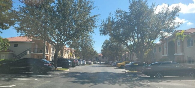 Building Photo - 3478 Briar Bay Blvd