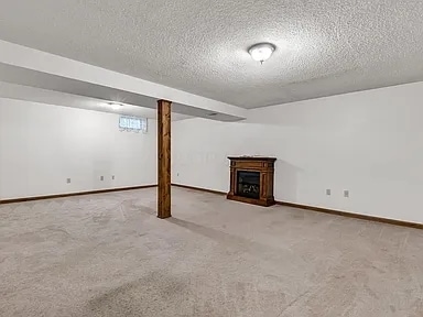 Building Photo - 428 Grand Ridge Dr