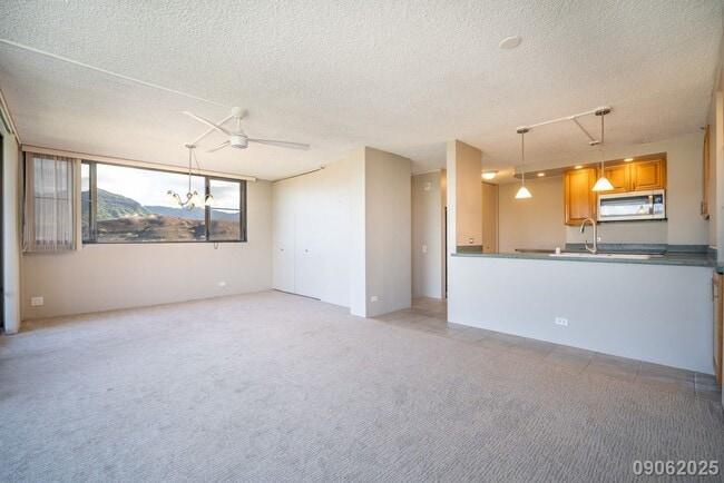 Building Photo - 2BR | 2BA | $4,000 | Move-In Ready! Windwa...