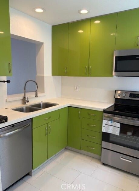 Building Photo - 5749 E Creekside Ave