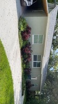Building Photo - 324 Seminola Blvd