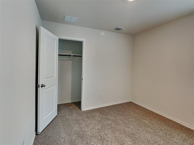 Building Photo - 422 Tall Cedar Wy