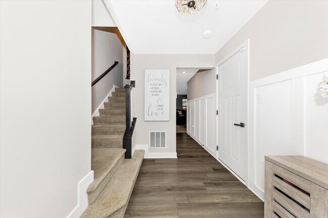 Building Photo - 166 Drydock Wy