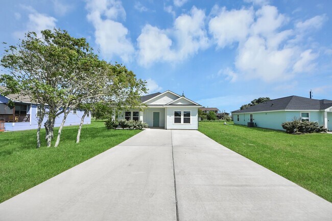 Building Photo - 638 Stovall Dr