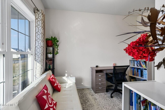 Building Photo - 2 Birch Ct