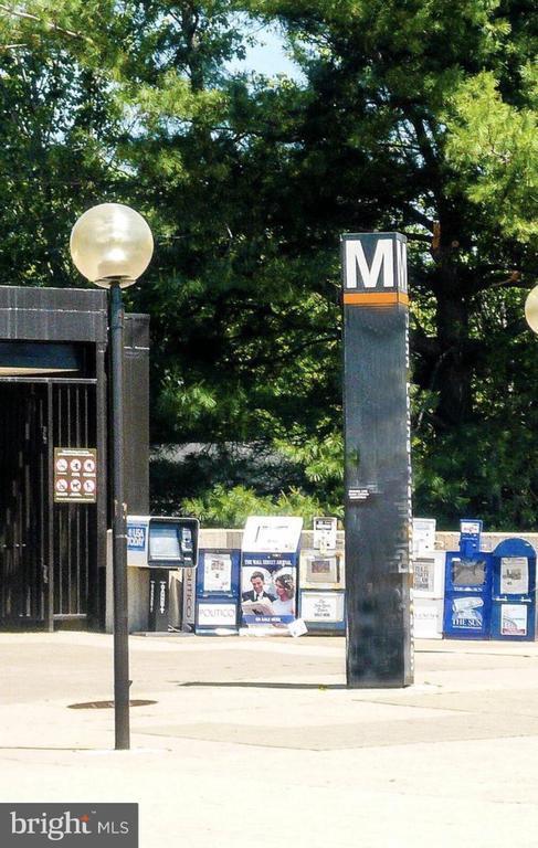 Building Photo - 2830 Emma Lee St