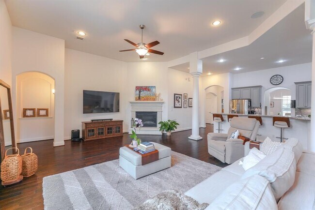 Building Photo - 26 Lufberry Pl