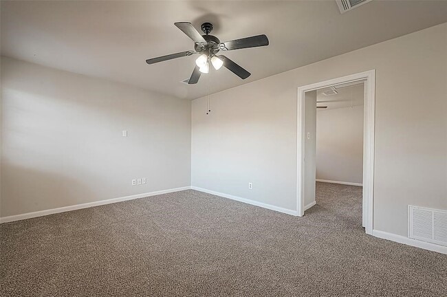 Building Photo - 3127 Ashfield Dr