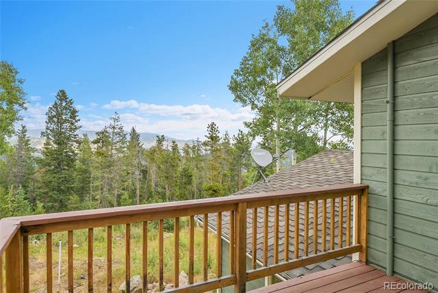 Building Photo - 190 Circle Dr