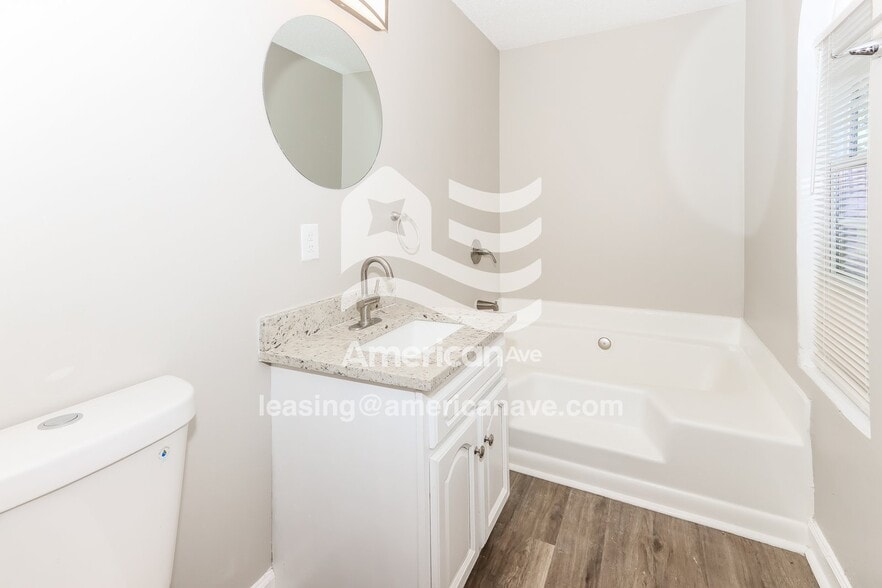 Building Photo - 200 Sunstede Rd