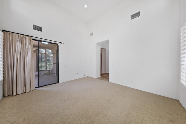 Building Photo - 4162 Via Mattina