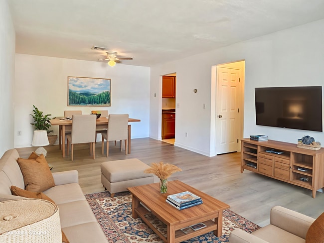 Building Photo - 9 Concorde Way