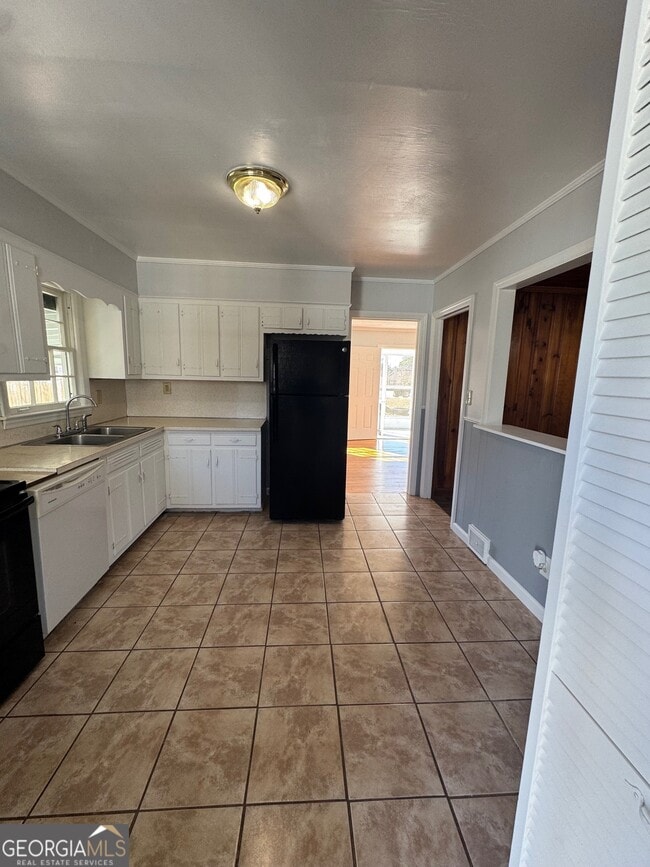 Building Photo - 5026 Chamblee Tucker Rd