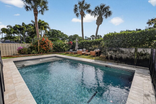 Building Photo - 3069 Mainsail Cir