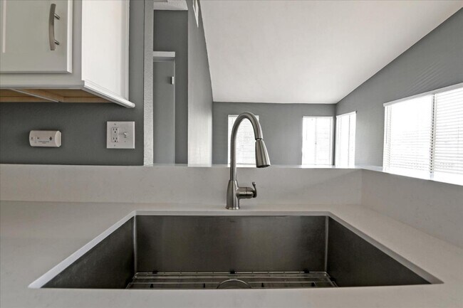 Building Photo - 4212 Vista Panorama Way