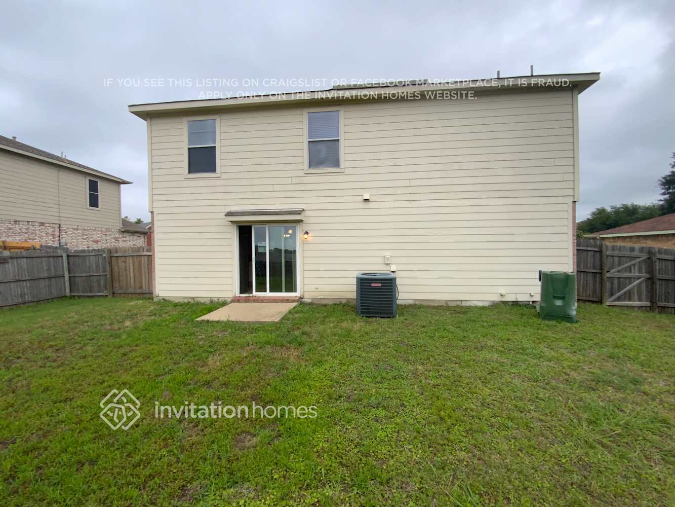 Building Photo - 1400 Cloyne Dr