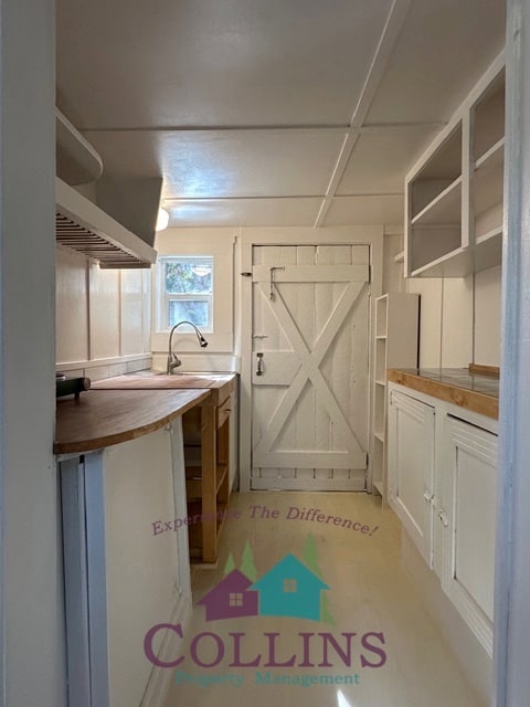 Building Photo - 318 Nile St