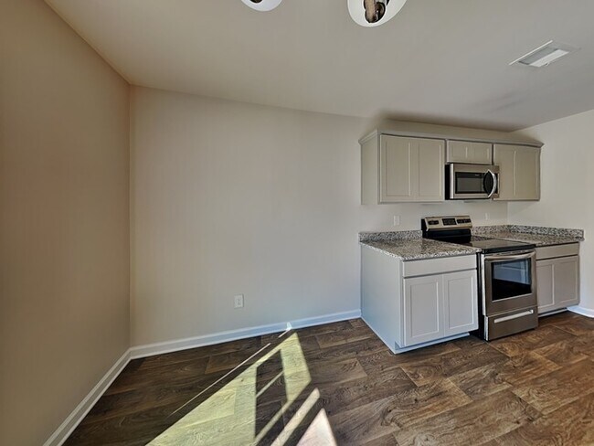 Building Photo - Coming Soon!!  Burnside Farms!