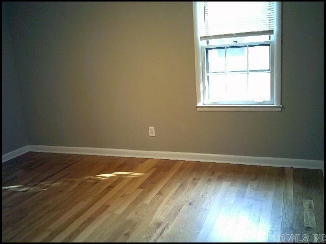 Building Photo - 303 Brookside Dr