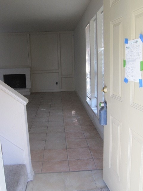 Building Photo - 10834 Sugar Hill Dr