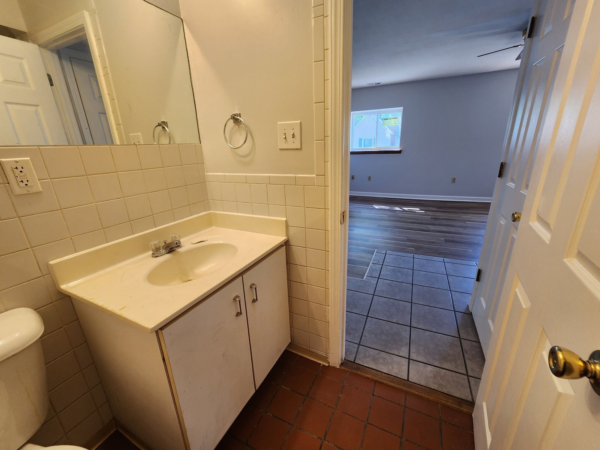 Building Photo - 2744 Dalton Ave