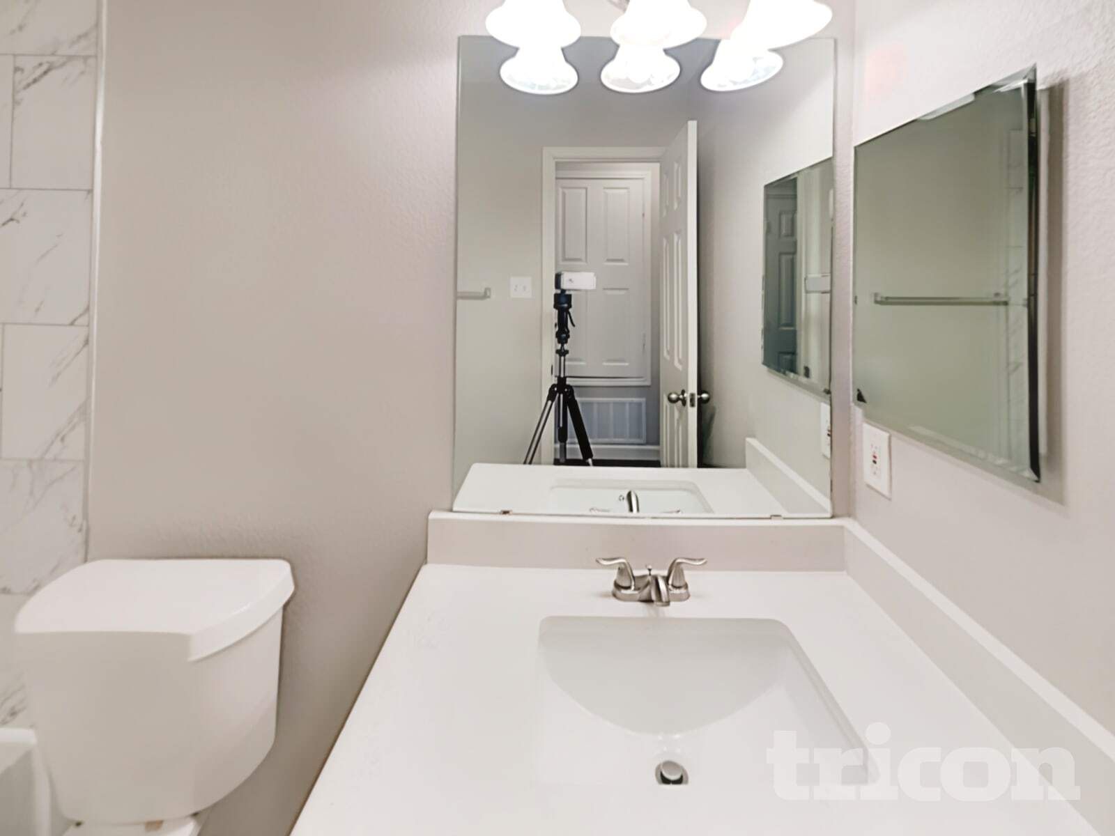 Building Photo - 240 Pine Crest Dr