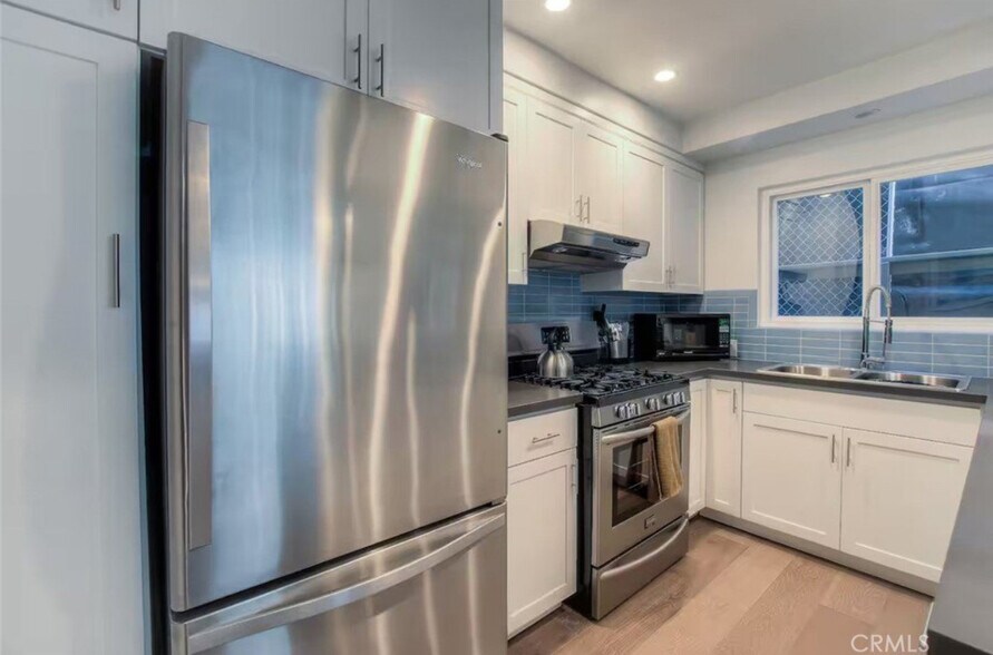 Building Photo - 202 Moonstone St