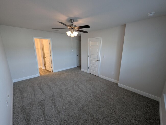 Building Photo - 5723 Sandy Walk St