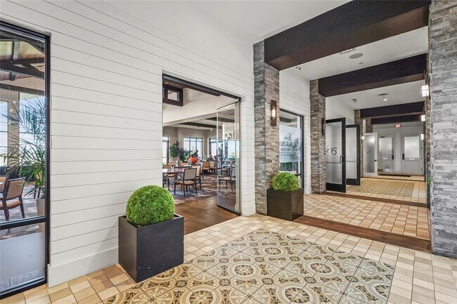 Building Photo - 13731 Messina Loop