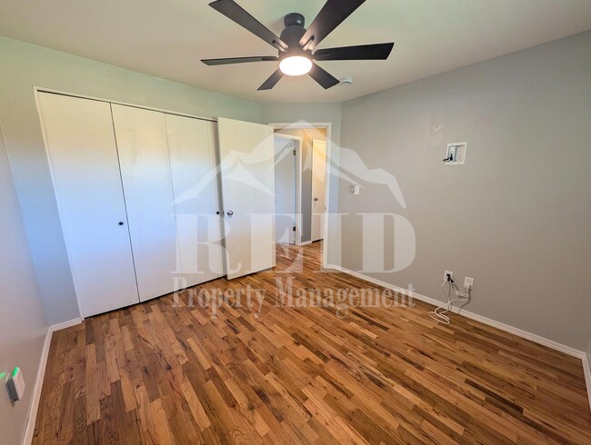 Building Photo - Comfortable Single-Story Rambler in Central Kitsap