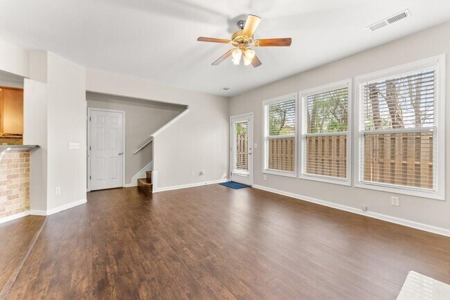 Building Photo - 1933 Lake Heights Cir NW