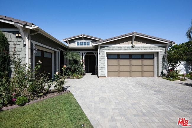 Building Photo - 9 Casaba Rd