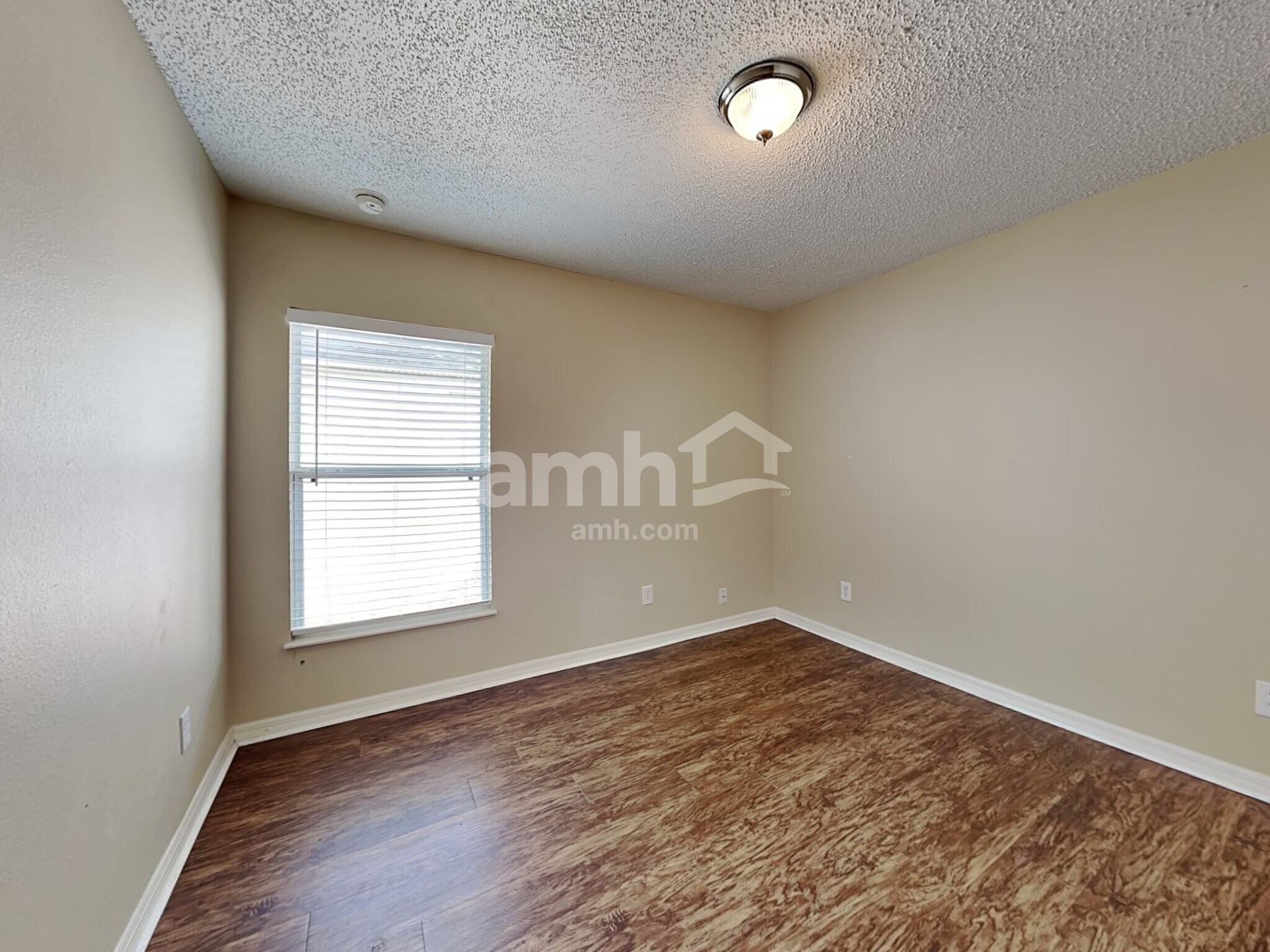 Building Photo - 4012 Waltham Forest Dr