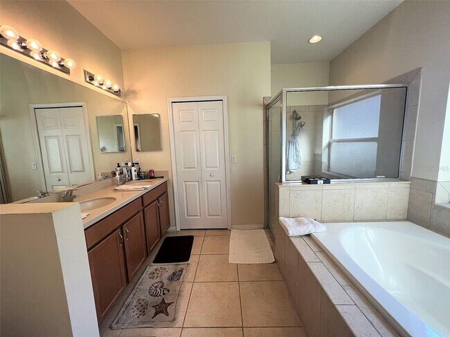 Building Photo - 11721 Manistique Way