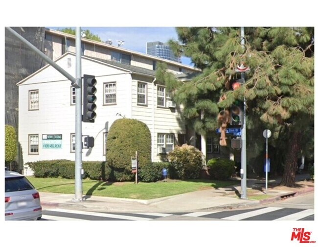 Building Photo - 10385 W Olympic Blvd